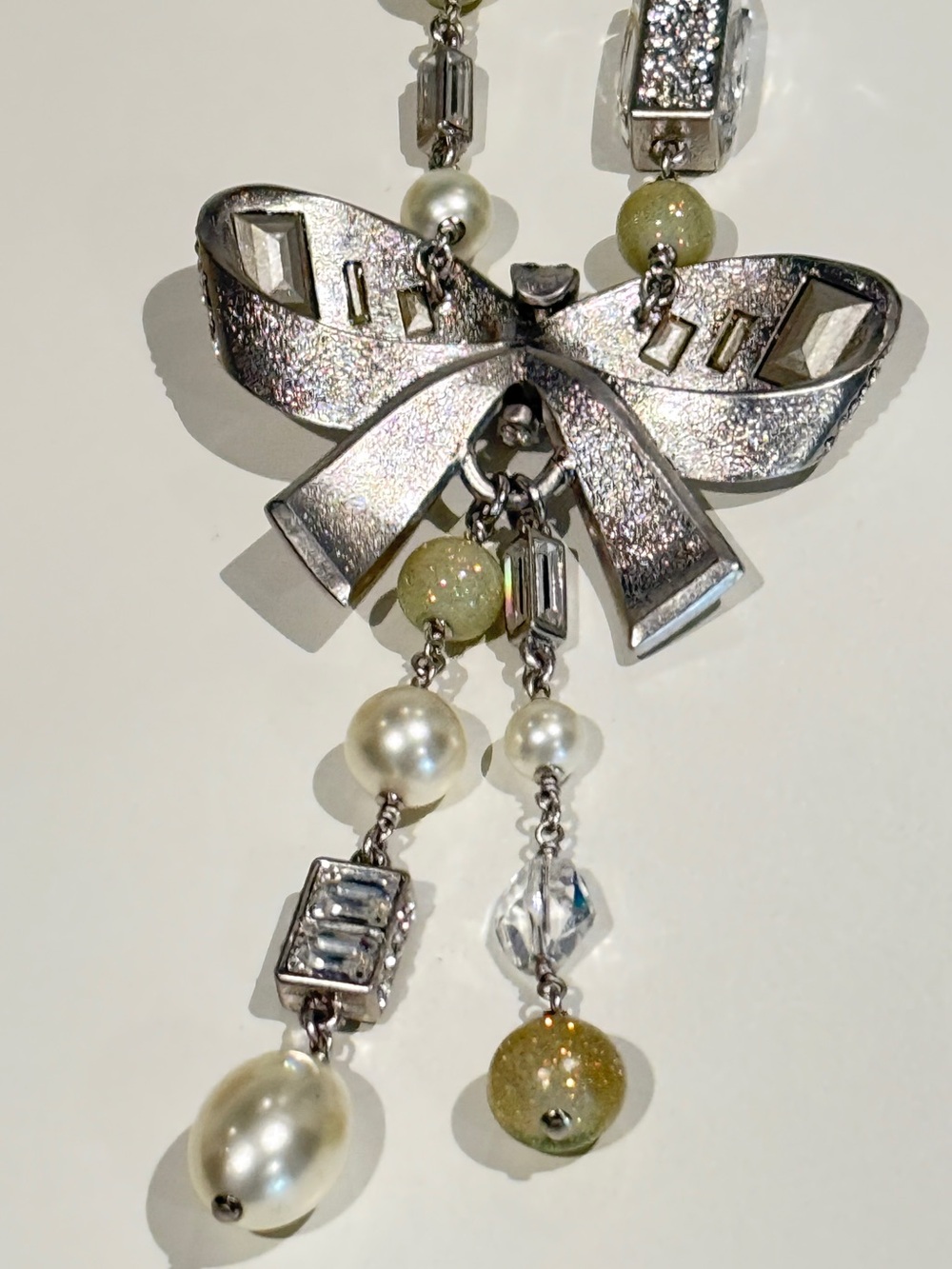 CHANEL Silver-Tone Crystal Bow Necklace with Ivory Accents - Picture 3 of 6